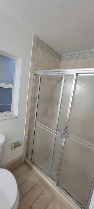For Sale: $475,000 (3 beds, 2 baths, 1270 Square Feet)