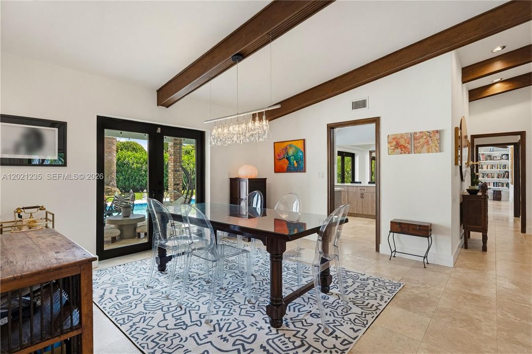 For Sale: $1,399,000 (4 beds, 3 baths, 2673 Square Feet)