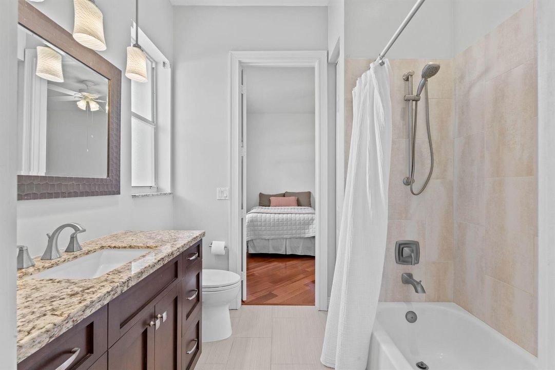 16-web-or-mls-A7405377