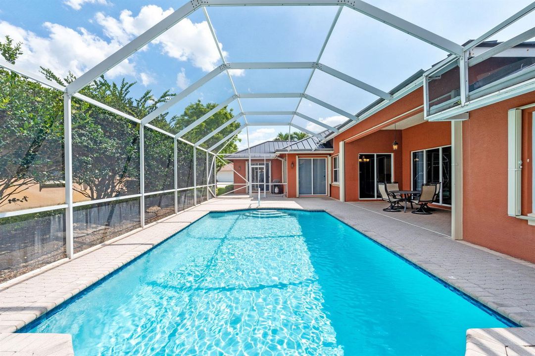 32-web-or-mls-A7405394