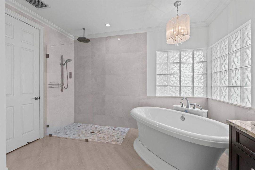 19-web-or-mls-A7405351