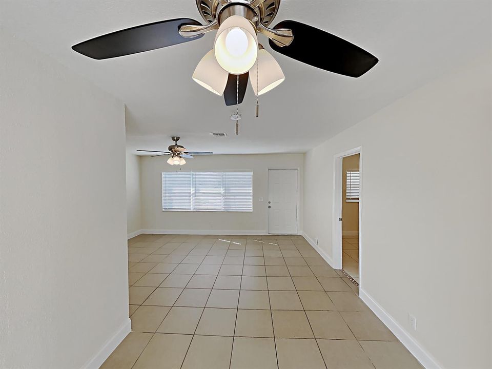 1002262.1230 Sw 6Th Avenue.Photo_24