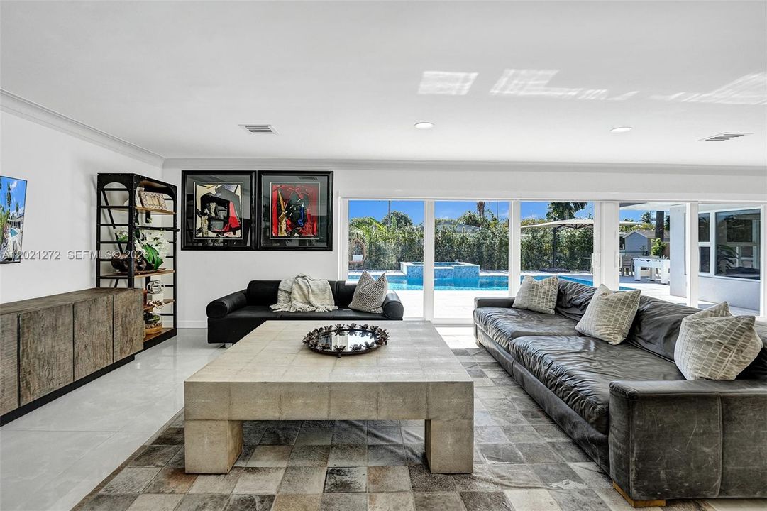 For Rent: $7,500 (4 beds, 3 baths, 2245 Square Feet)