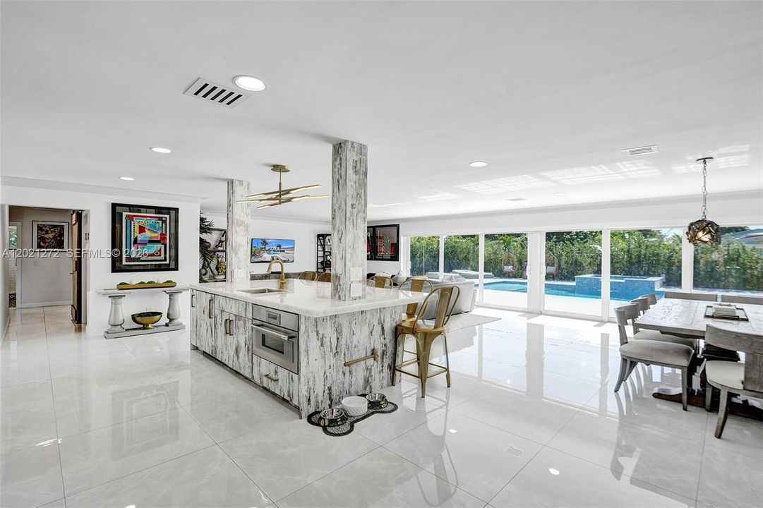 For Rent: $7,500 (4 beds, 3 baths, 2245 Square Feet)