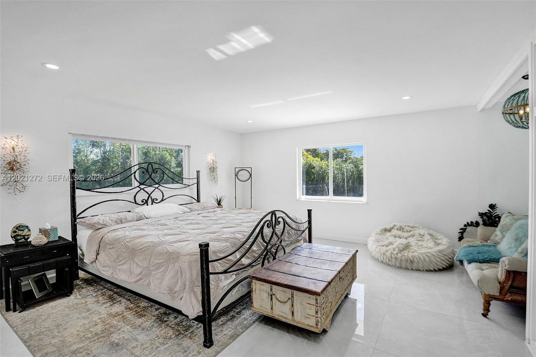 For Rent: $7,500 (4 beds, 3 baths, 2245 Square Feet)