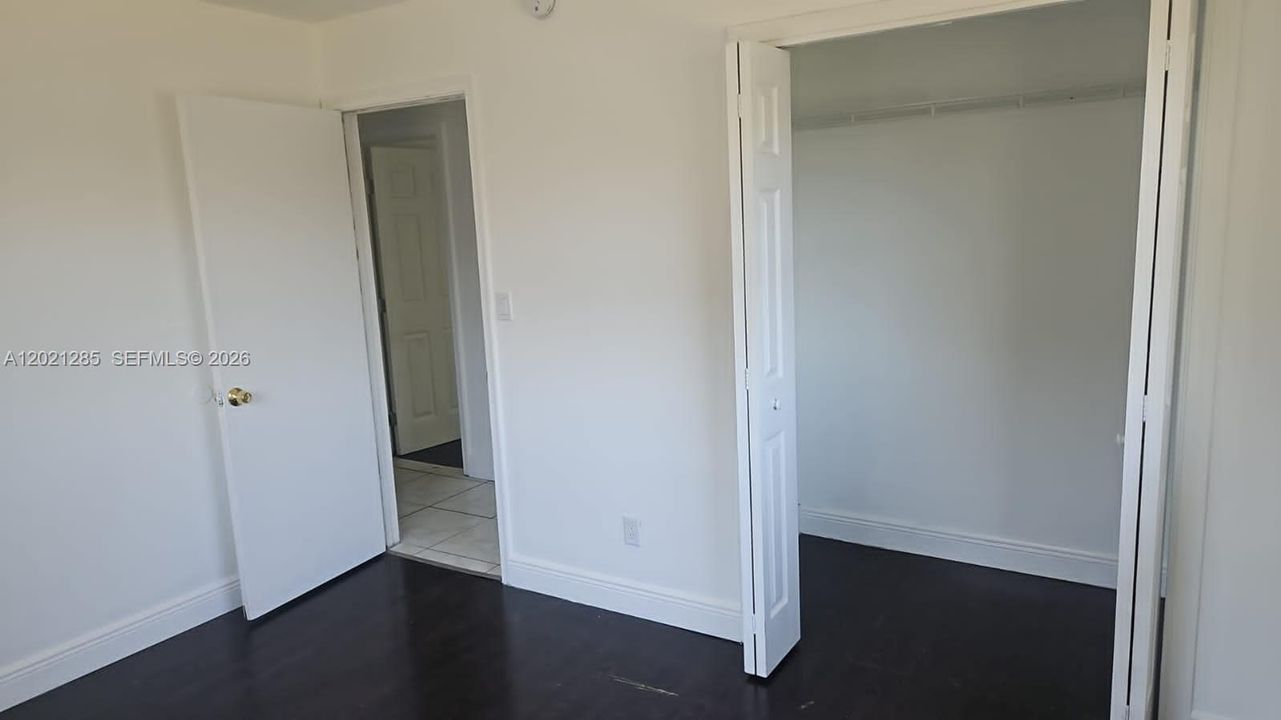 For Rent: $2,200 (3 beds, 2 baths, 1350 Square Feet)