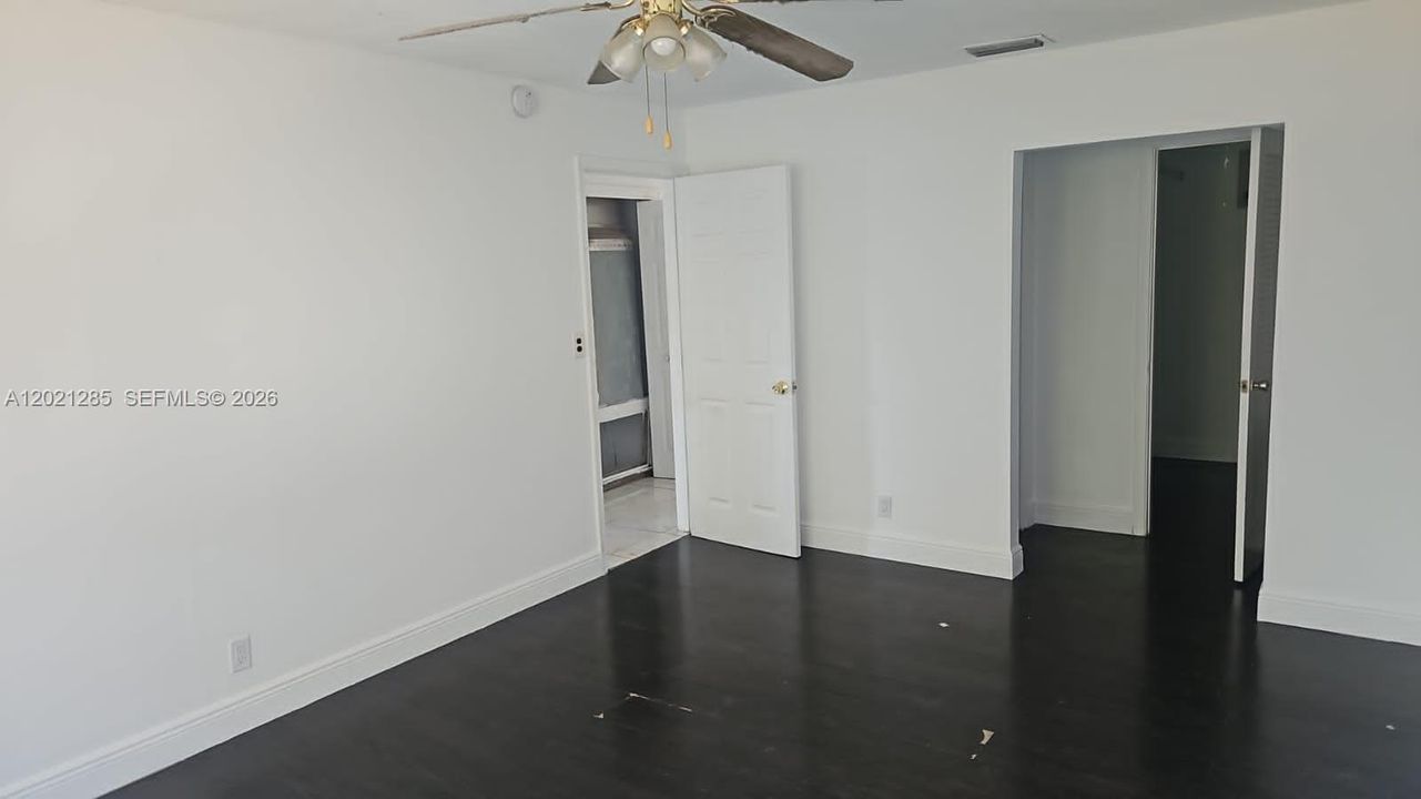 For Rent: $2,200 (3 beds, 2 baths, 1350 Square Feet)