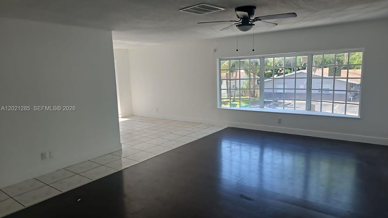 For Rent: $2,200 (3 beds, 2 baths, 1350 Square Feet)