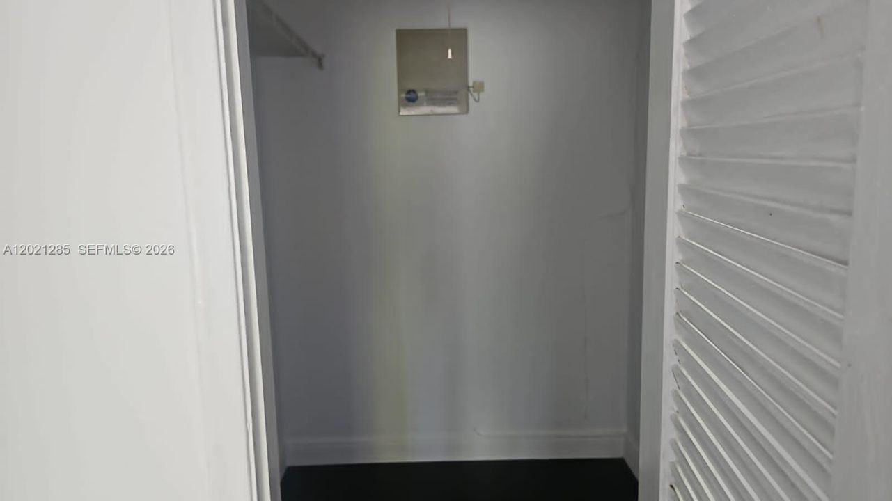 For Rent: $2,200 (3 beds, 2 baths, 1350 Square Feet)