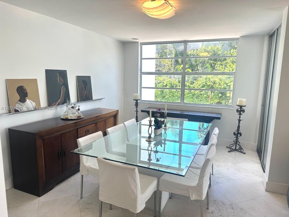 For Sale: $849,000 (2 beds, 2 baths, 1370 Square Feet)