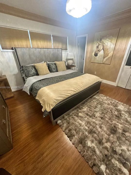 For Rent: $5,000 (4 beds, 3 baths, 1960 Square Feet)