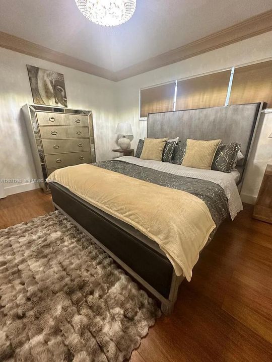 For Rent: $5,000 (4 beds, 3 baths, 1960 Square Feet)