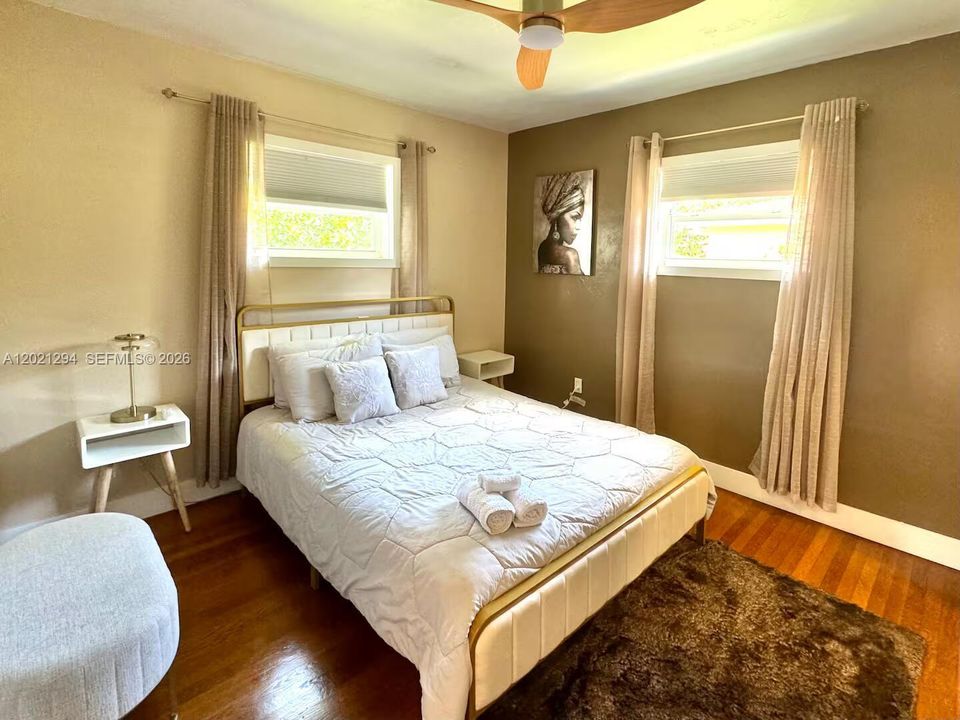 For Rent: $5,000 (4 beds, 3 baths, 1960 Square Feet)