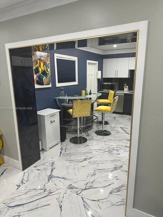 For Rent: $5,000 (4 beds, 3 baths, 1960 Square Feet)