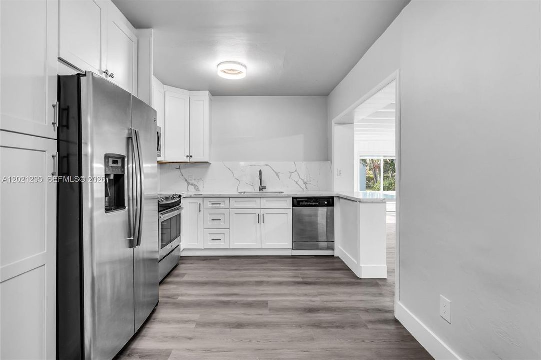 Active With Contract: $4,000 (3 beds, 2 baths, 1848 Square Feet)