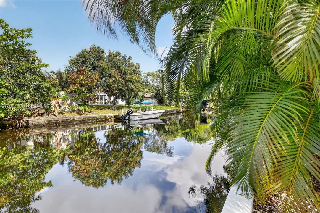 For Sale: $799,000 (4 beds, 2 baths, 2186 Square Feet)