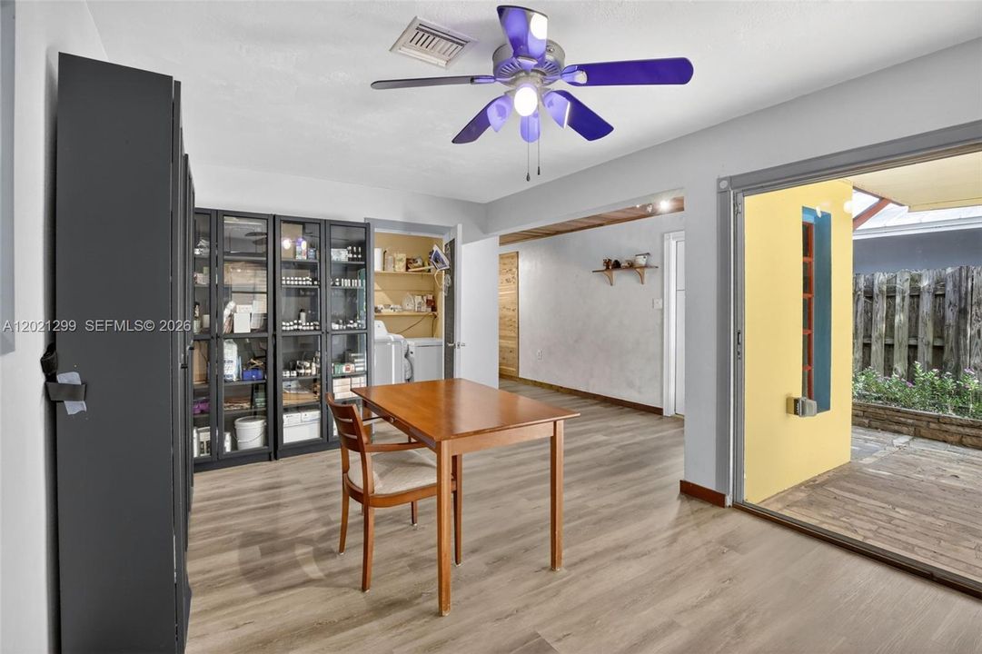 For Sale: $799,000 (4 beds, 2 baths, 2186 Square Feet)