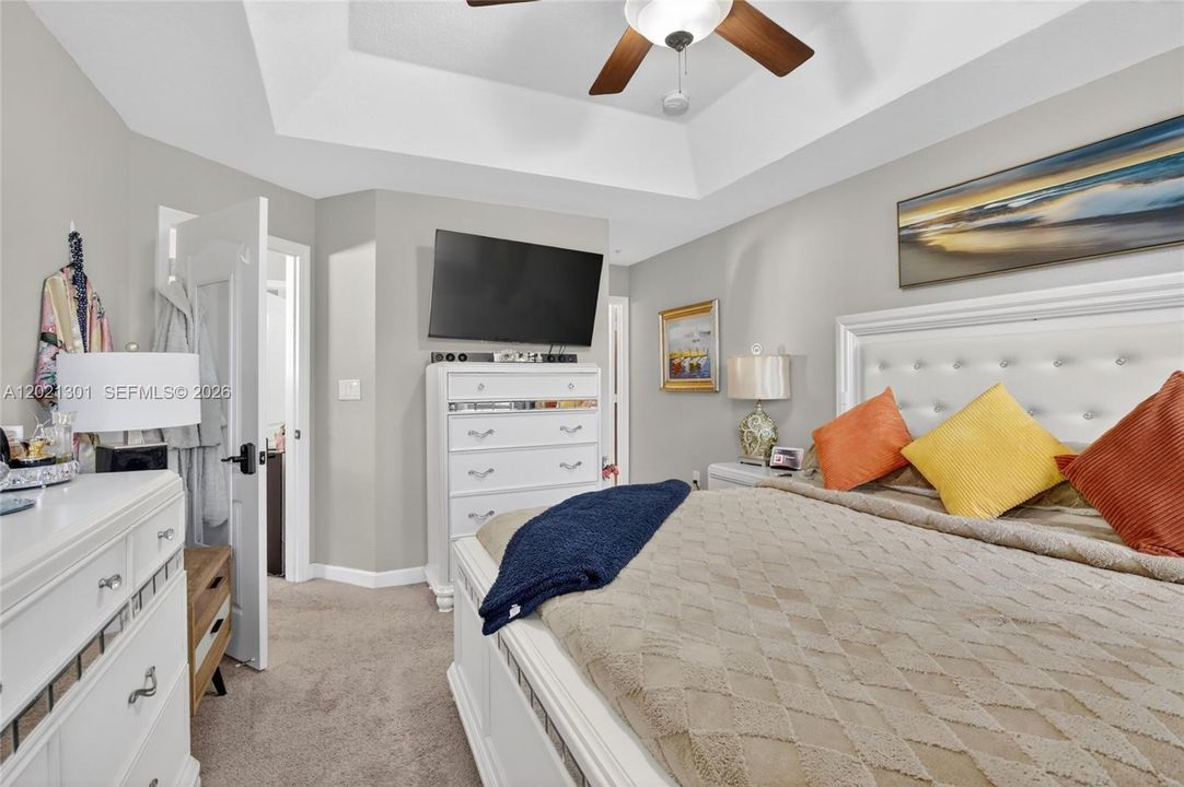 For Sale: $425,000 (3 beds, 2 baths, 1445 Square Feet)