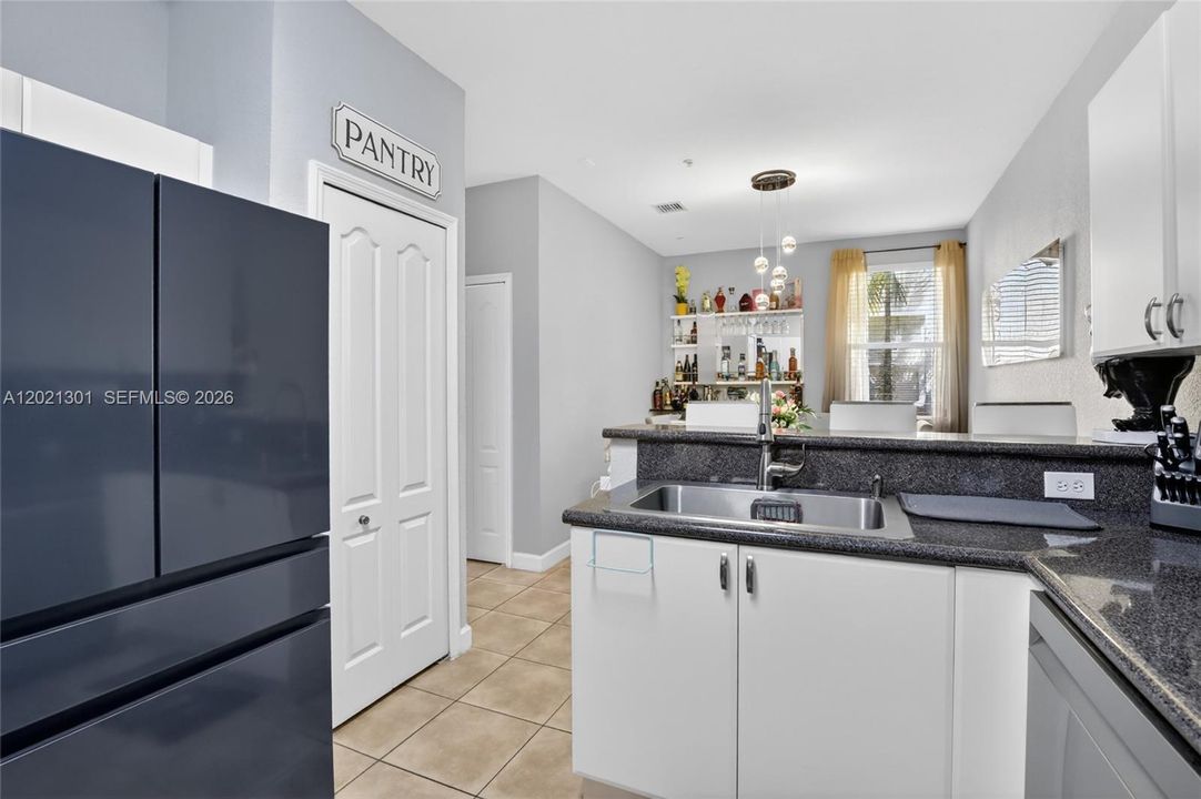 For Sale: $425,000 (3 beds, 2 baths, 1445 Square Feet)