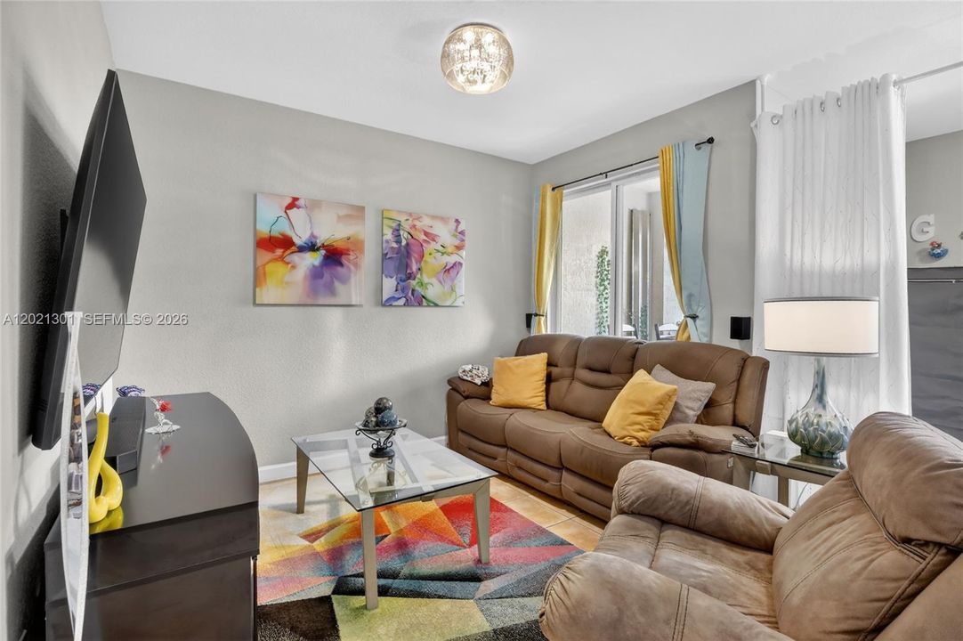 For Sale: $425,000 (3 beds, 2 baths, 1445 Square Feet)