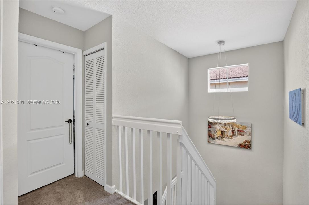 For Sale: $425,000 (3 beds, 2 baths, 1445 Square Feet)