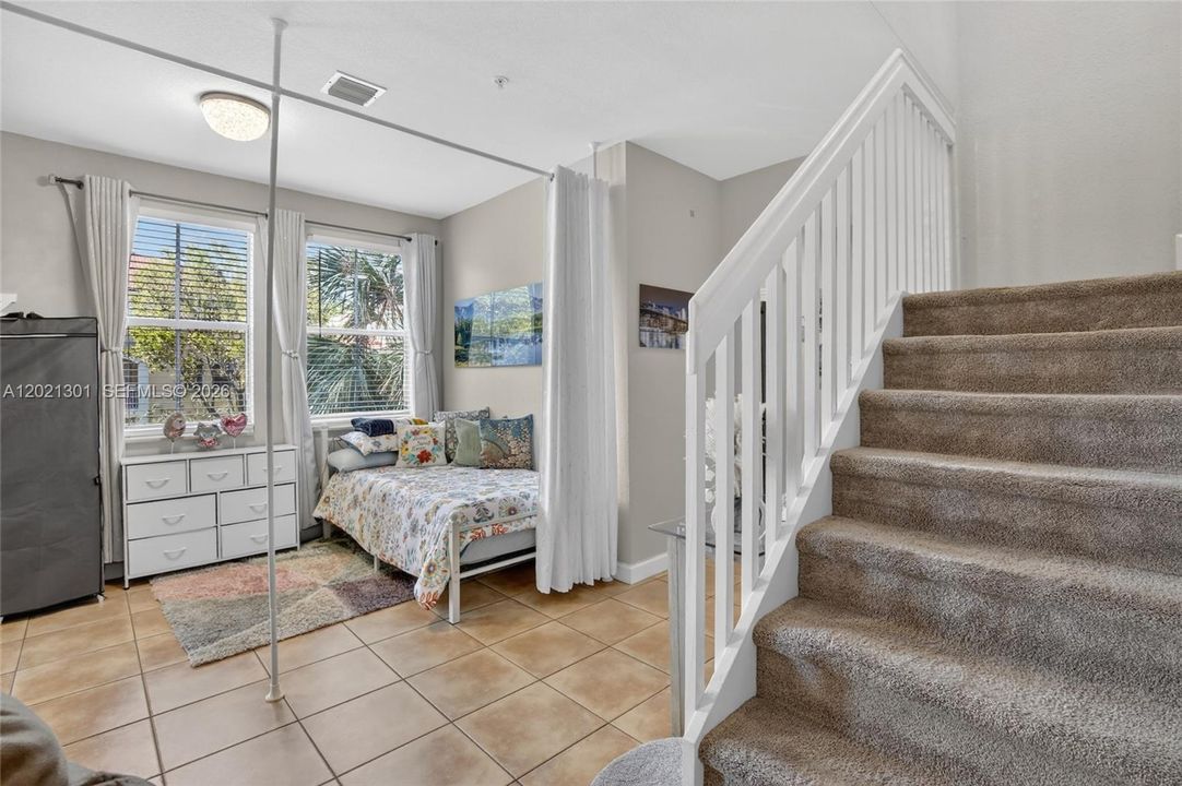 For Sale: $425,000 (3 beds, 2 baths, 1445 Square Feet)