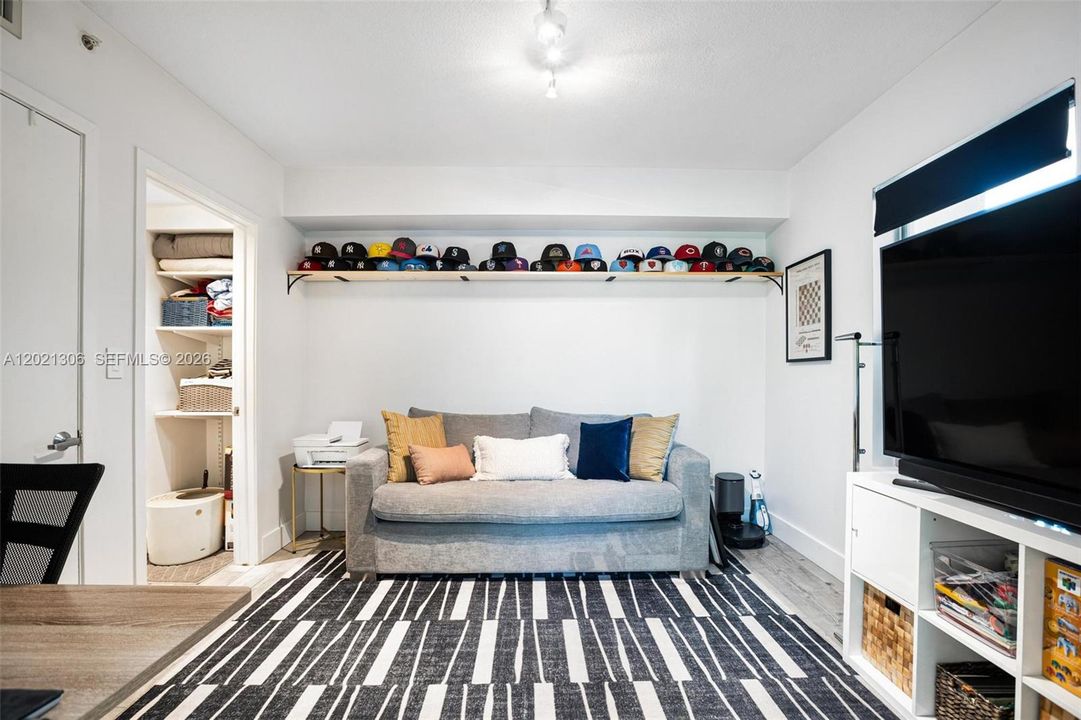 В аренду: $9,990 (3 спален, 3 ванн, 1798 Квадратных фут)