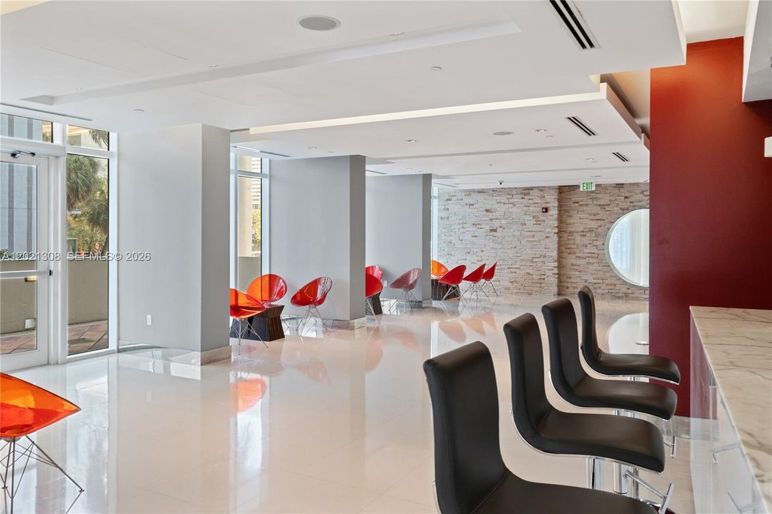 Activo con contrato: $635,000 (2 camas, 2 baños, 1510 Pies cuadrados)