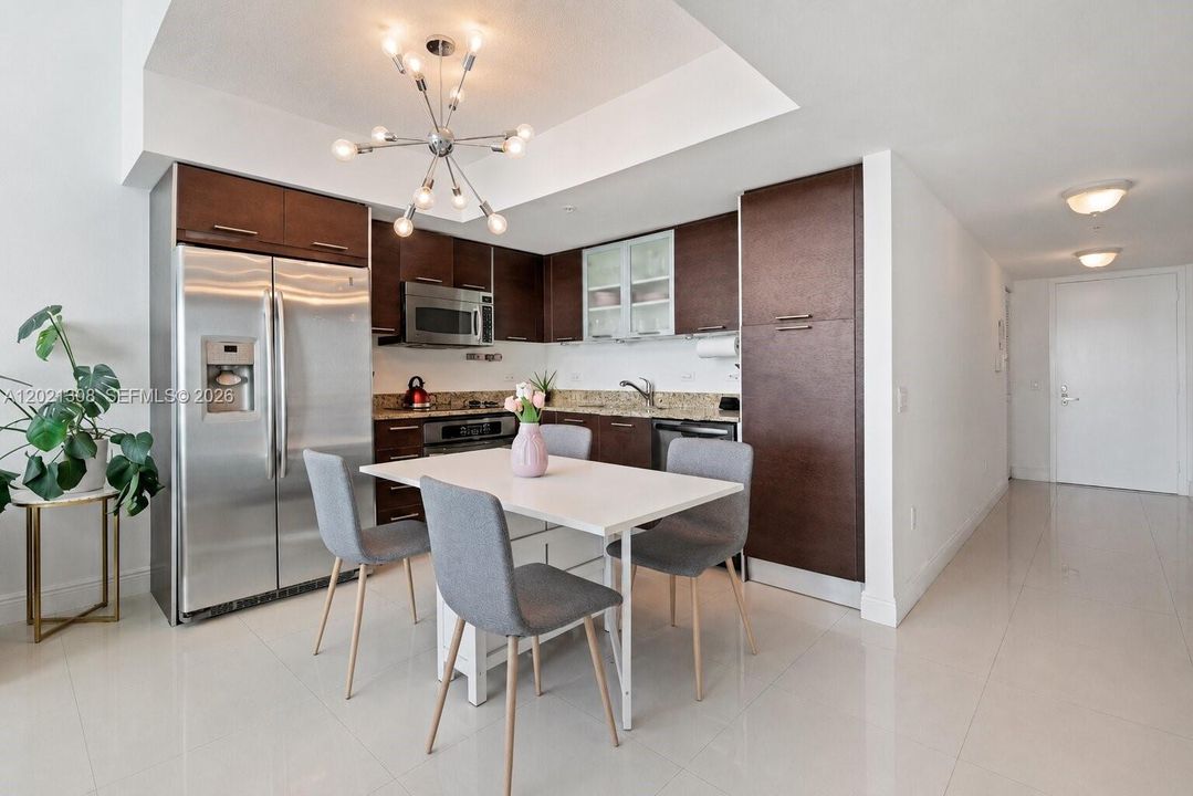 Activo con contrato: $635,000 (2 camas, 2 baños, 1510 Pies cuadrados)