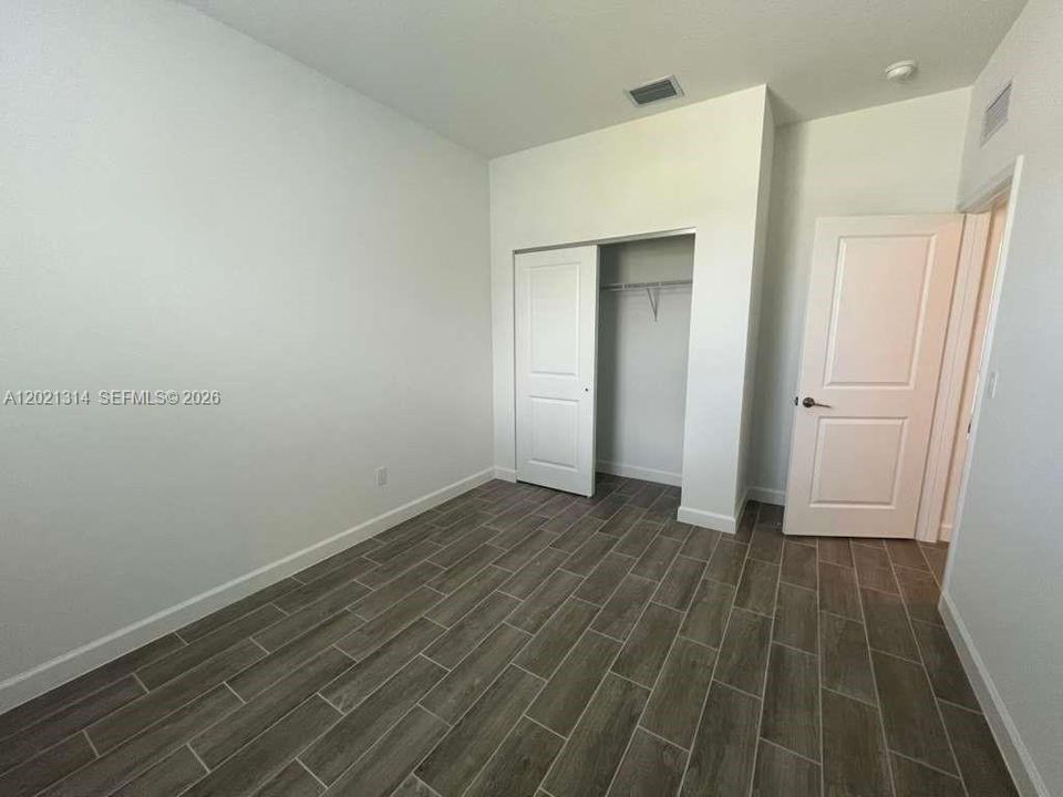 Active With Contract: $3,400 (3 beds, 2 baths, 1758 Square Feet)