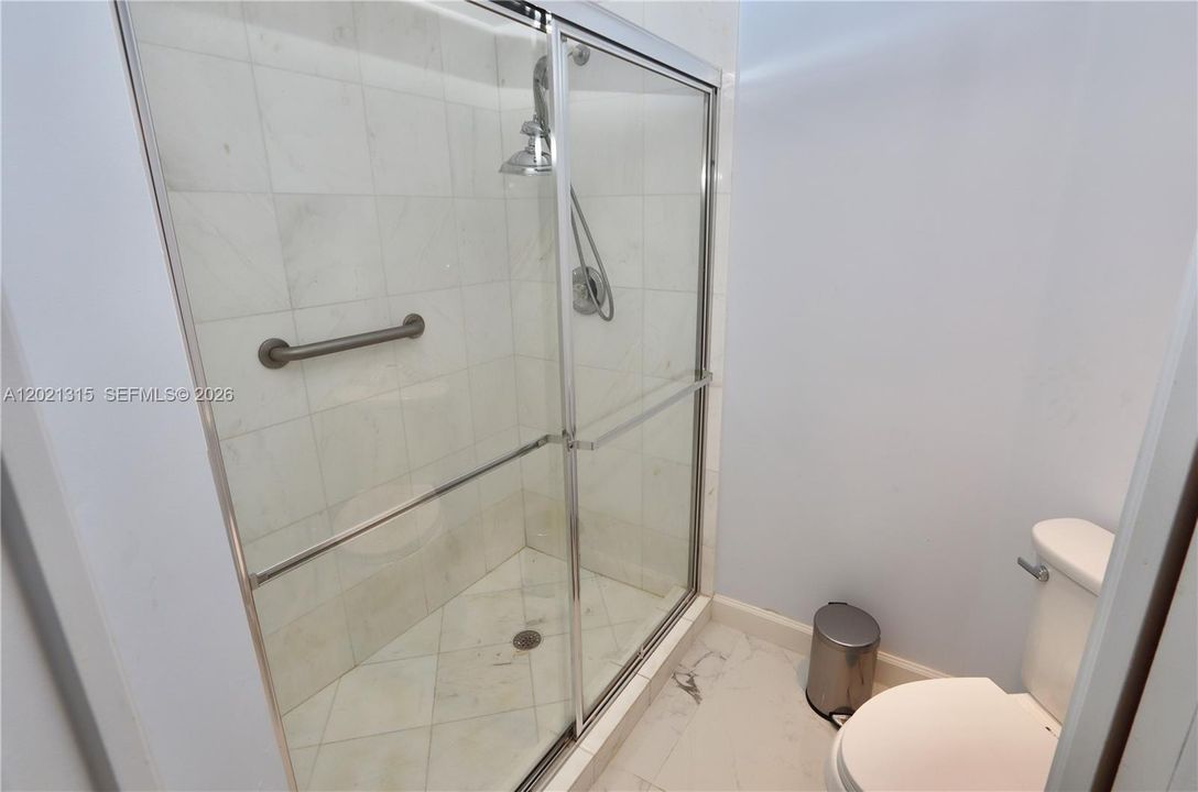 For Sale: $780,000 (2 beds, 2 baths, 1447 Square Feet)