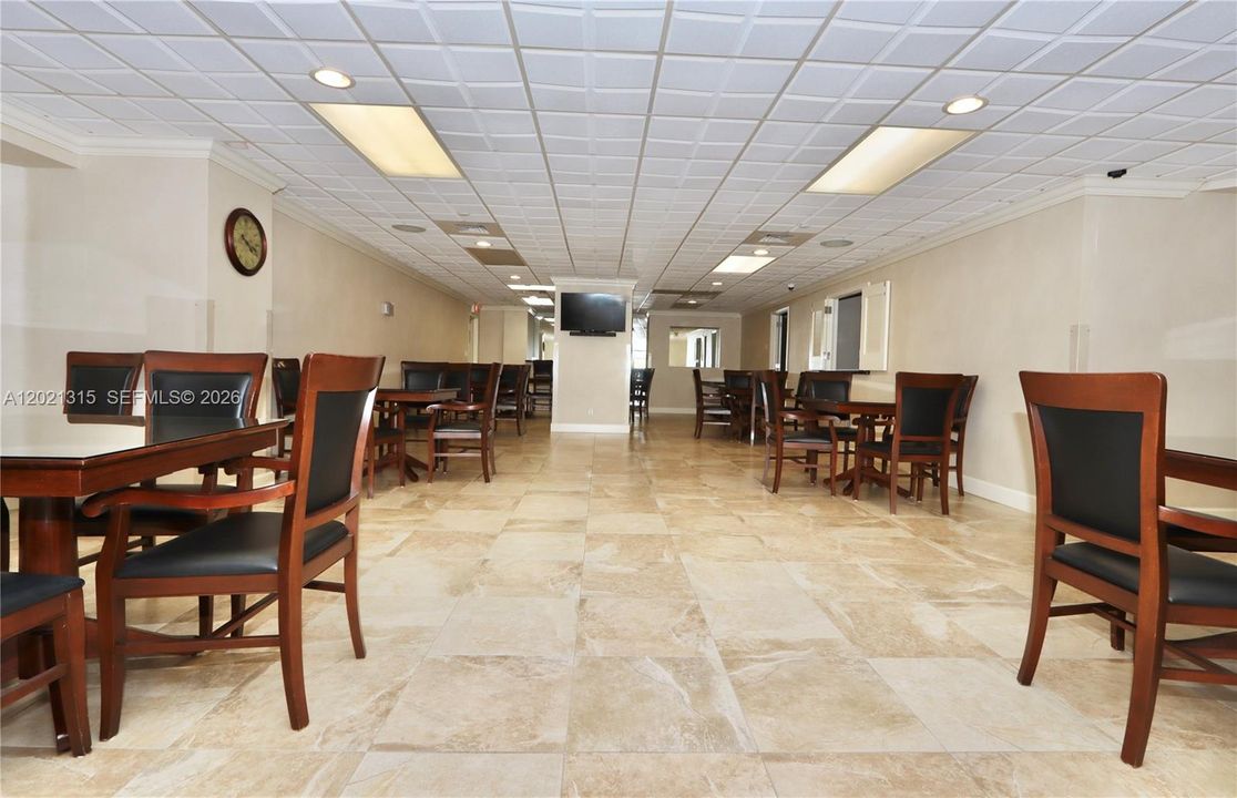 For Sale: $780,000 (2 beds, 2 baths, 1447 Square Feet)