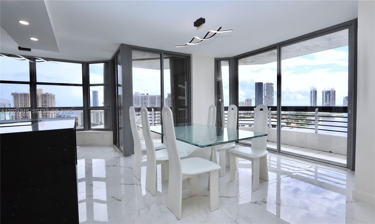 For Sale: $780,000 (2 beds, 2 baths, 1447 Square Feet)