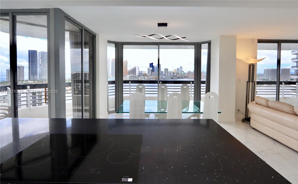 For Sale: $780,000 (2 beds, 2 baths, 1447 Square Feet)