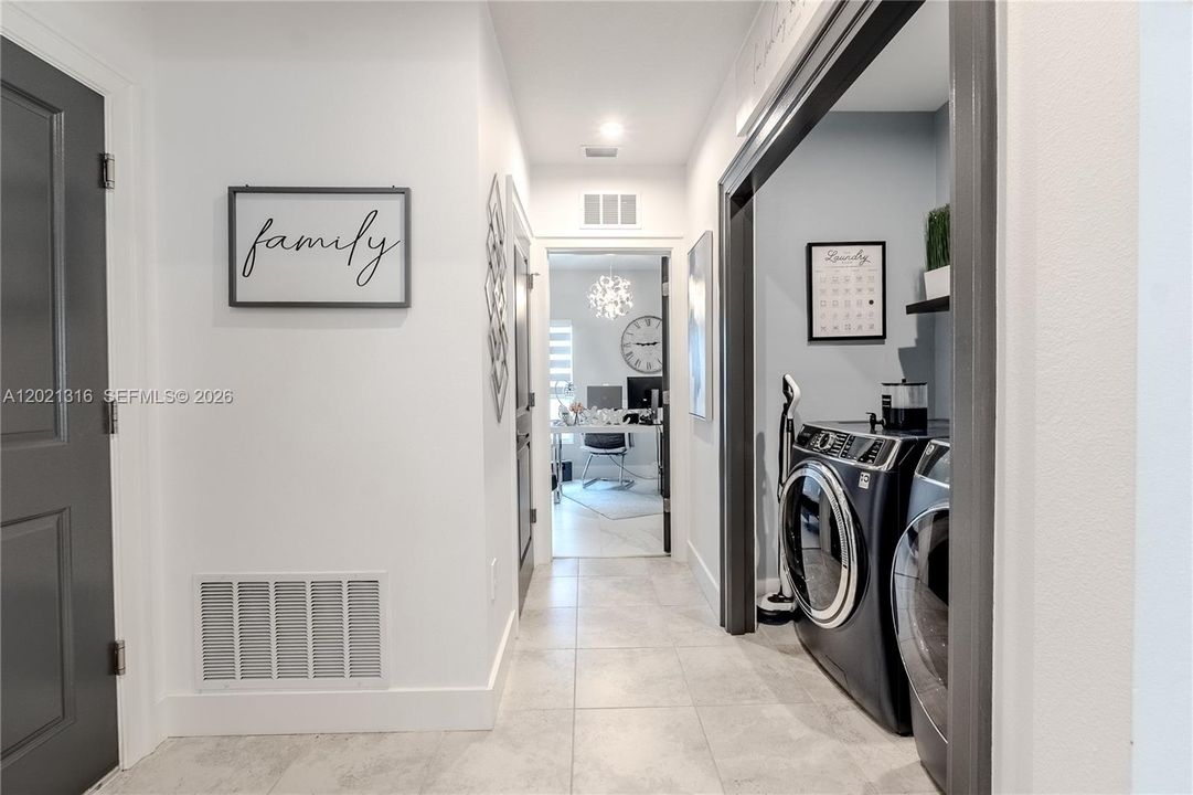 For Sale: $420,000 (4 beds, 2 baths, 1715 Square Feet)