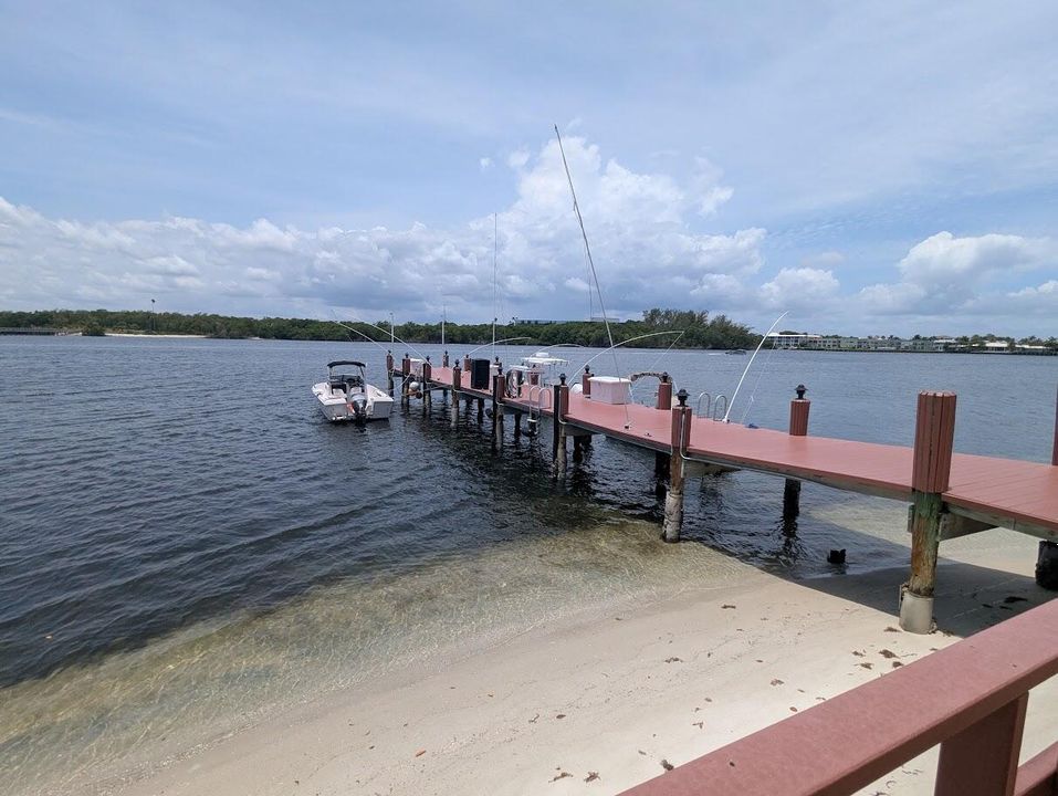 Boca Towers Community Docks Pic2