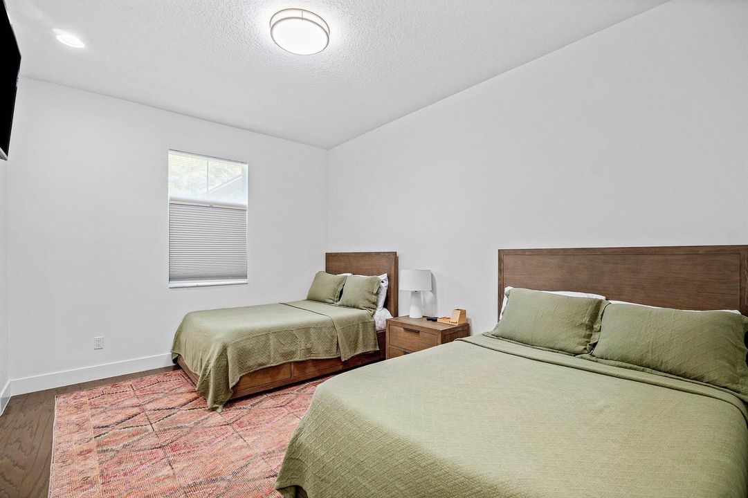 Bedroom #4 - 2nd Master