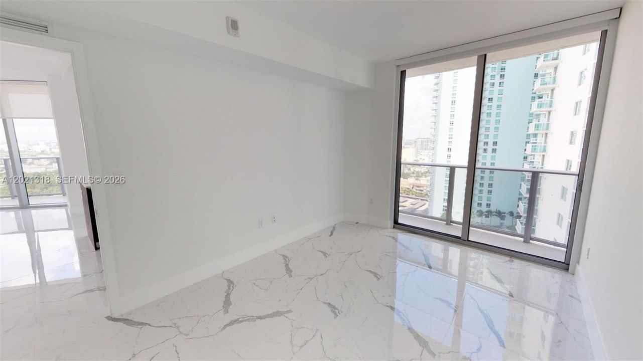 Activo con contrato: $5,100 (2 camas, 2 baños, 1178 Pies cuadrados)