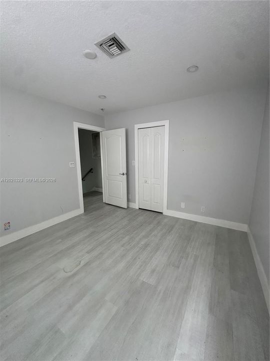 В аренду: $12,000 (7 спален, 5 ванн, 3952 Квадратных фут)