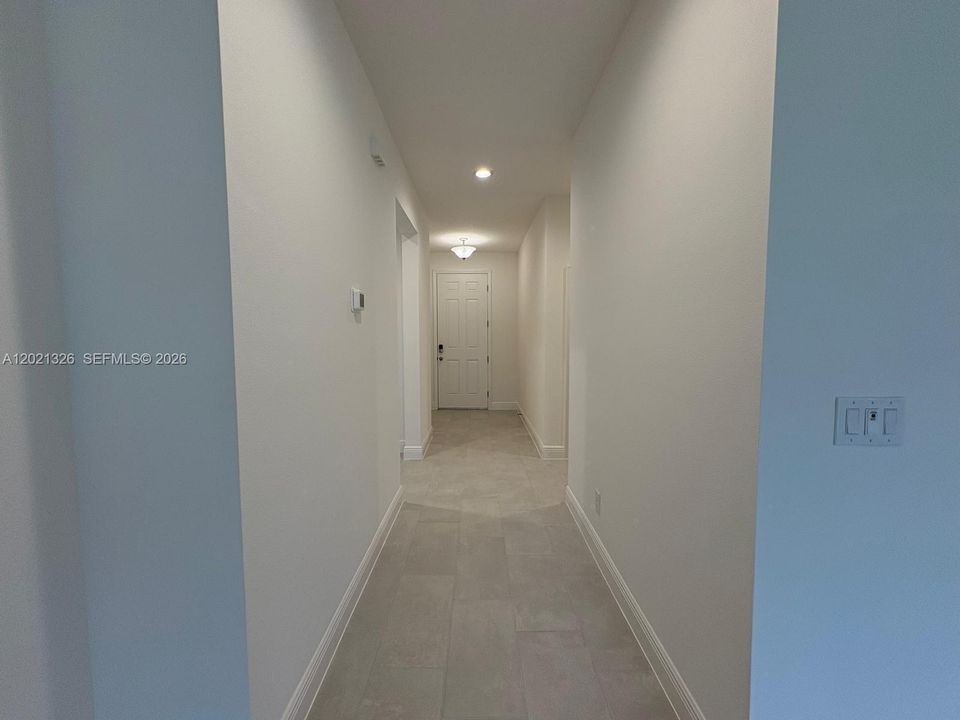 For Rent: $2,650 (3 beds, 2 baths, 1643 Square Feet)