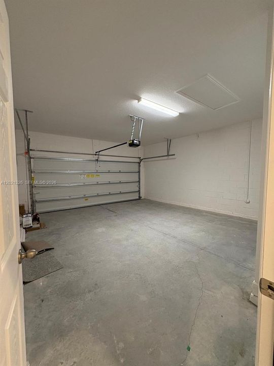 For Rent: $2,650 (3 beds, 2 baths, 1643 Square Feet)