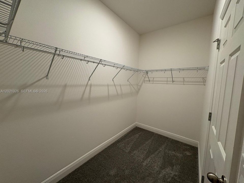 For Rent: $2,650 (3 beds, 2 baths, 1643 Square Feet)