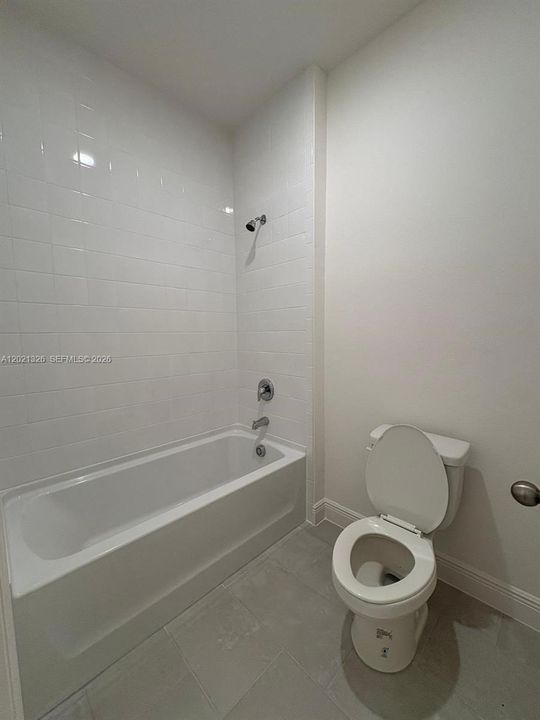 For Rent: $2,650 (3 beds, 2 baths, 1643 Square Feet)