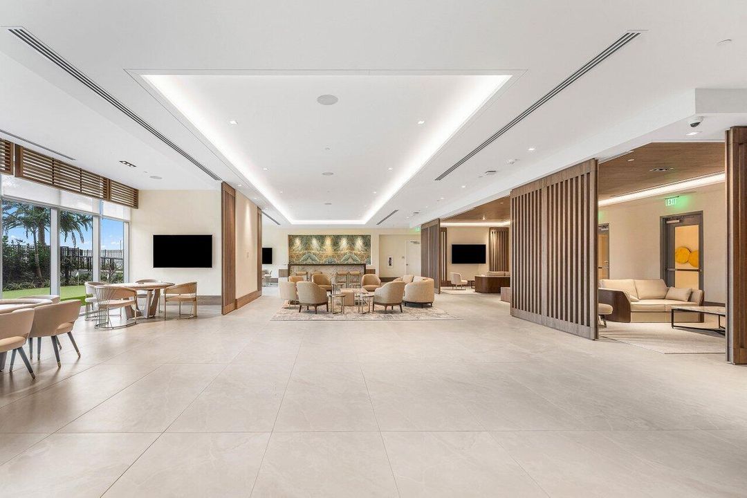 048-220LakeShoreDrive-1415-LakePark-FL-3