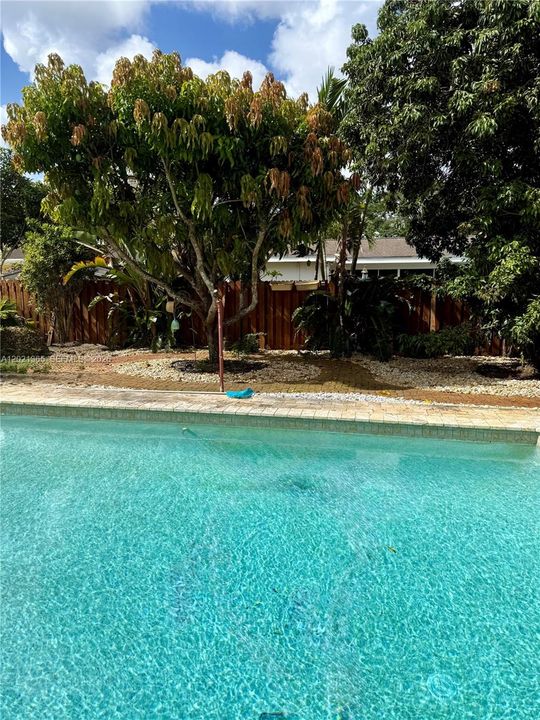 En Renta: $4,995 (4 camas, 3 baños, 2704 Pies cuadrados)