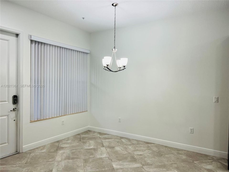 For Rent: $3,550 (3 beds, 2 baths, 1932 Square Feet)