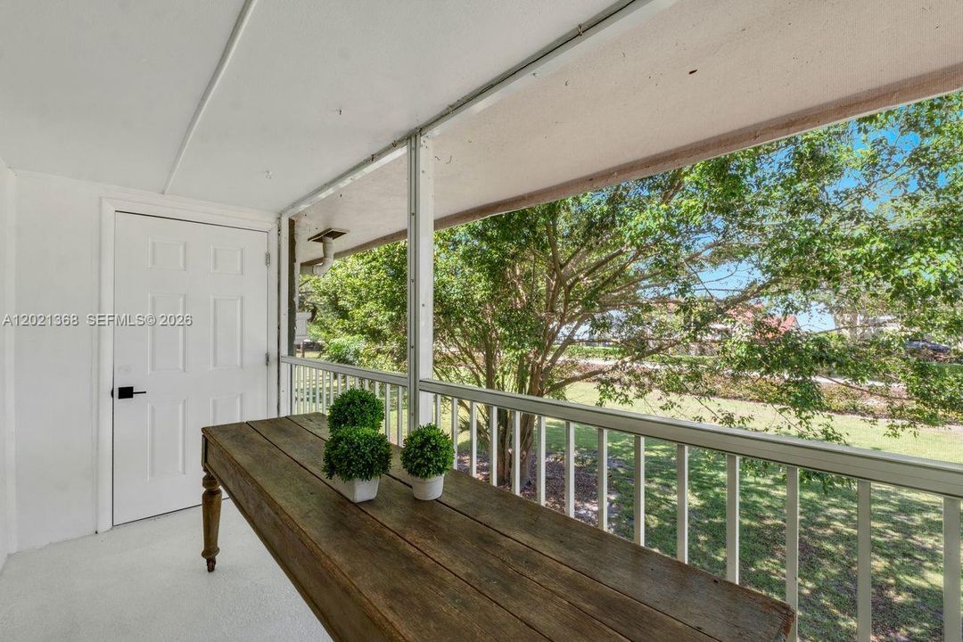 Screened in Porch
