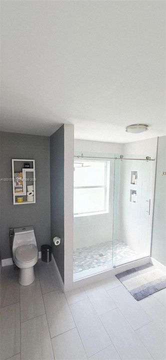 Active With Contract: $644,000 (3 beds, 3 baths, 1828 Square Feet)