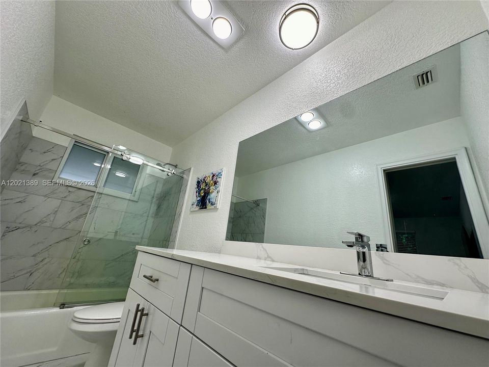 For Sale: $477,500 (3 beds, 2 baths, 1307 Square Feet)
