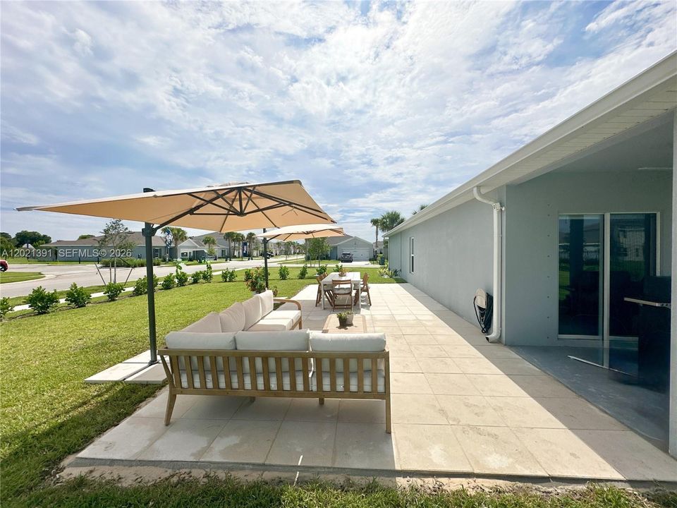 For Sale: $384,500 (4 beds, 2 baths, 1724 Square Feet)